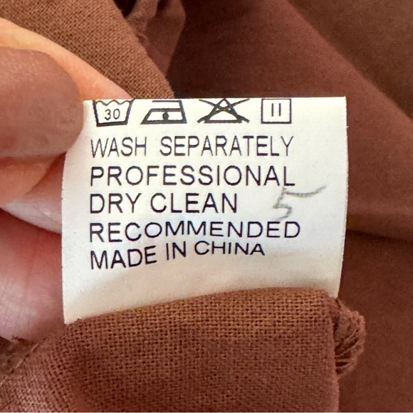 STUDIO 1. NWT. Burnt Orange Sleeveless Top only w/cross stitch details n… - Picture 7 of 9